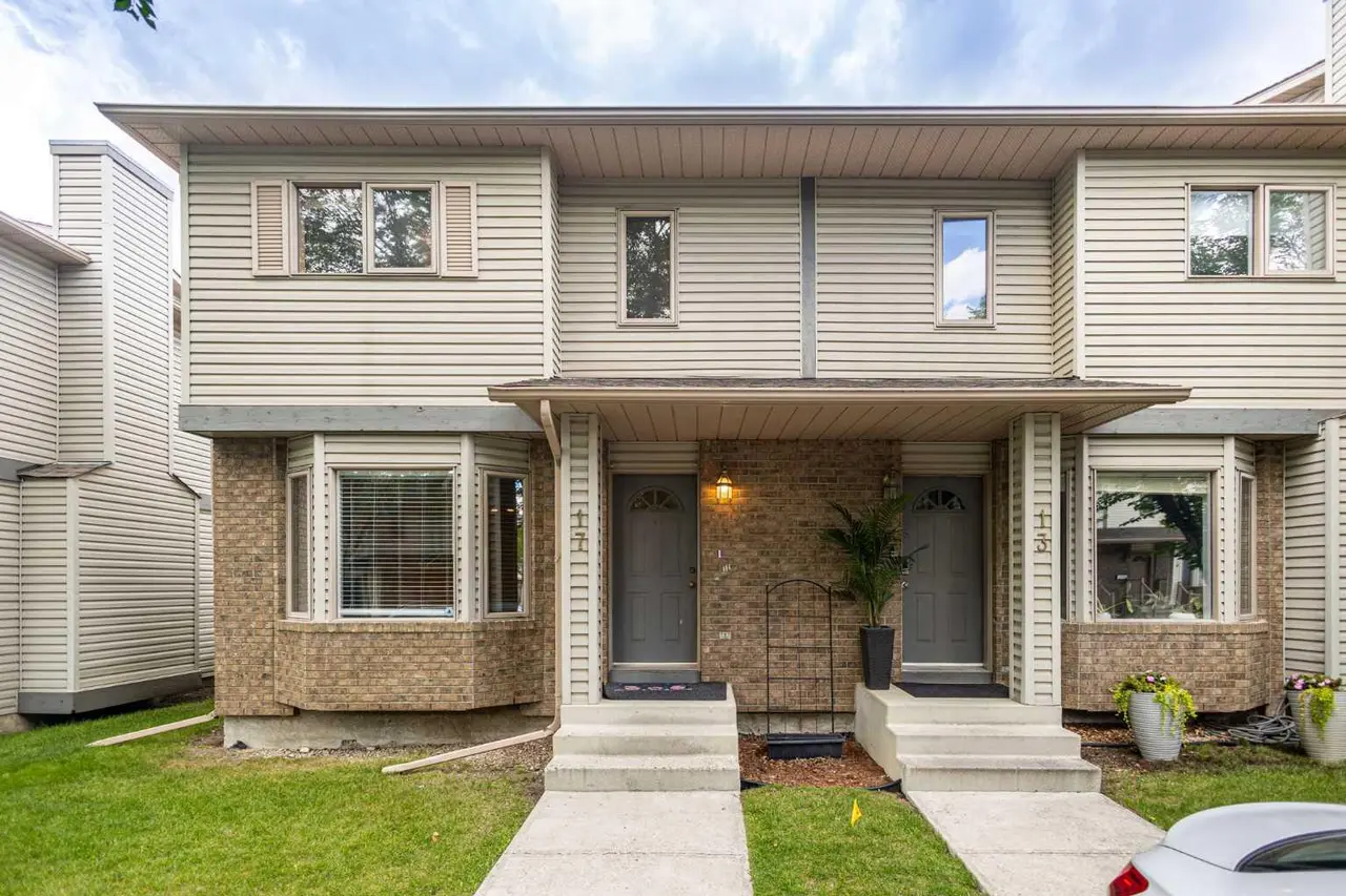 17 Patina Park SW