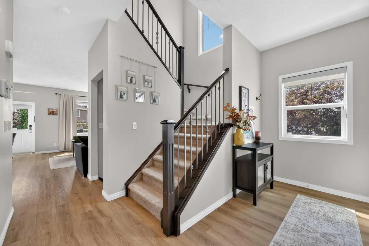 125 Sherwood Gate NW