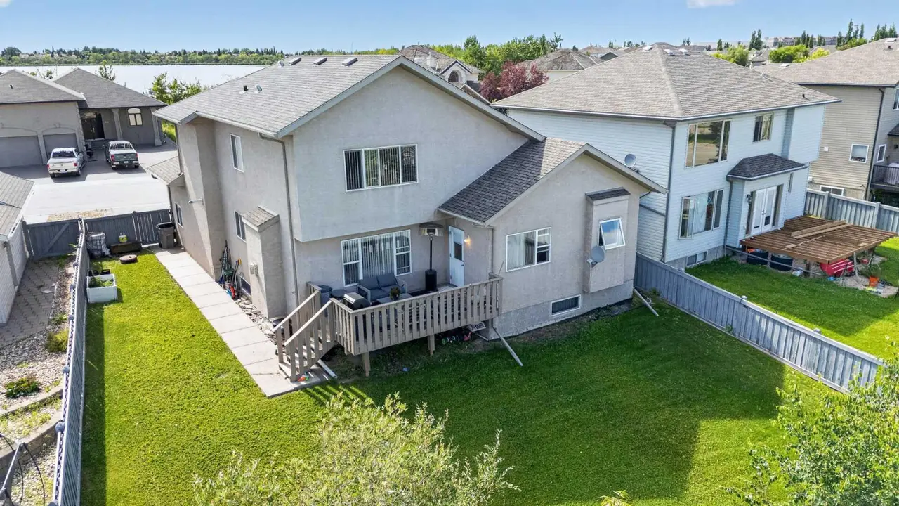 12605 Lakeshore Drive 