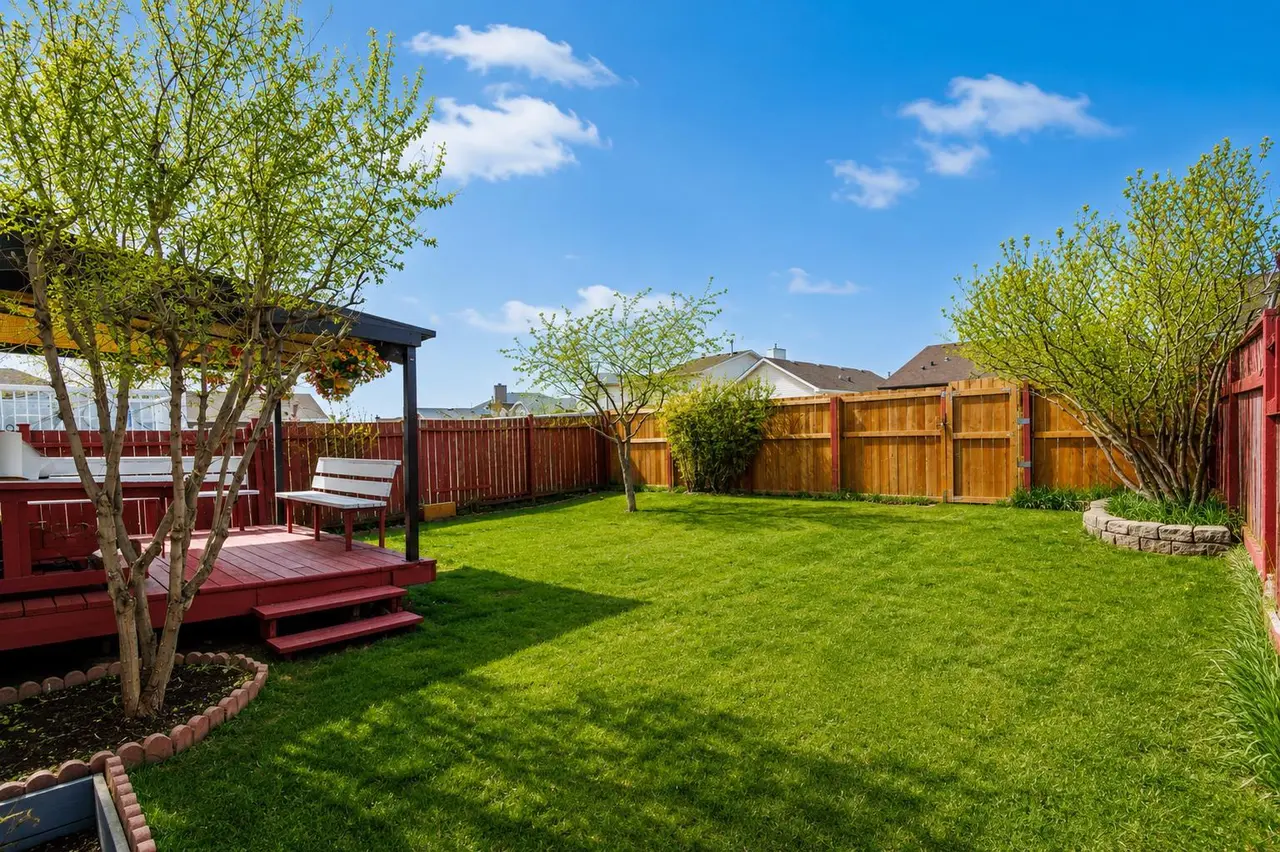 179 Erin Park Drive SE