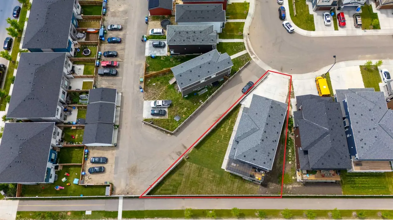 101 Homestead Crescent NE