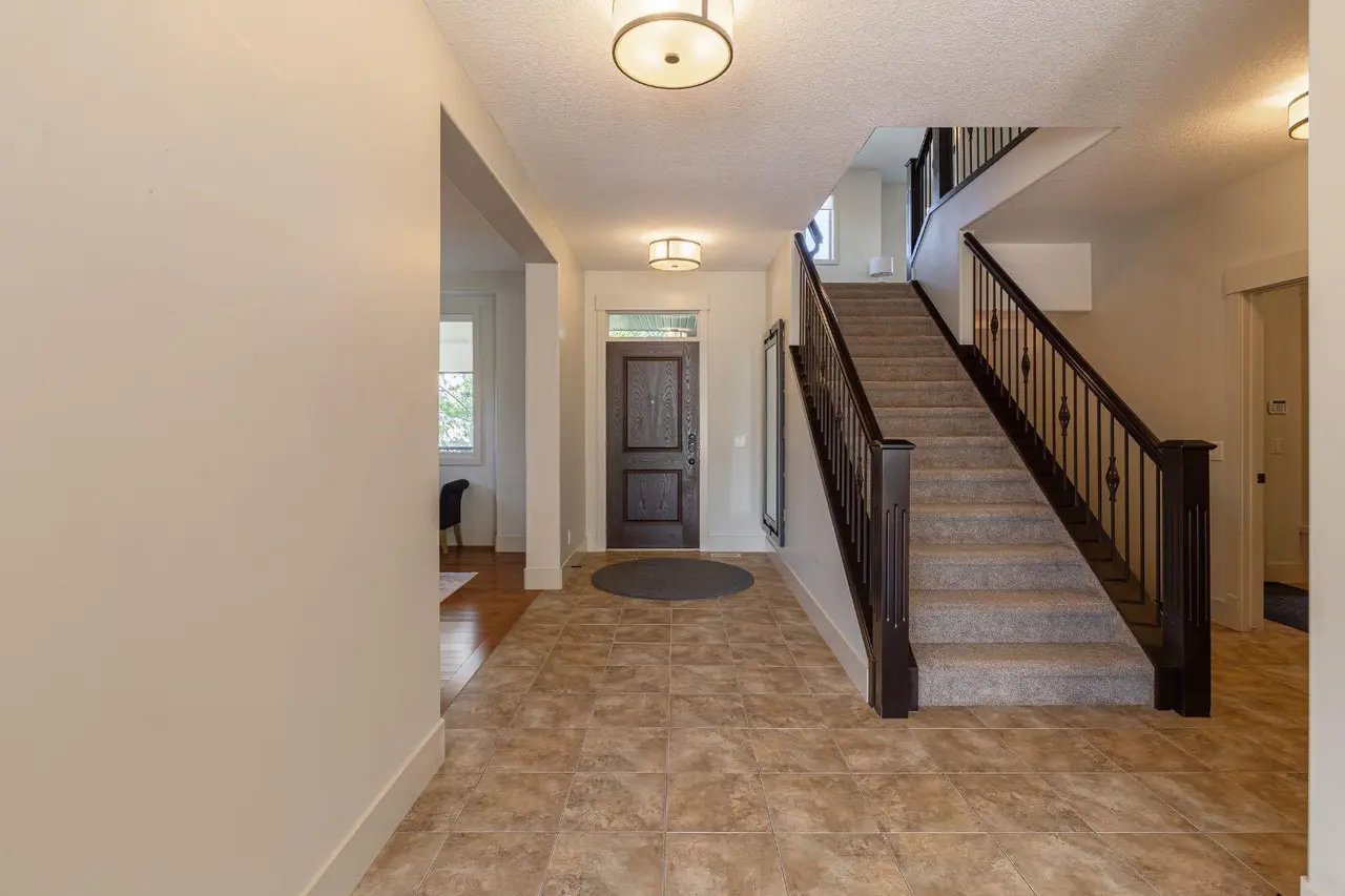 412 Aspen Glen Place SW