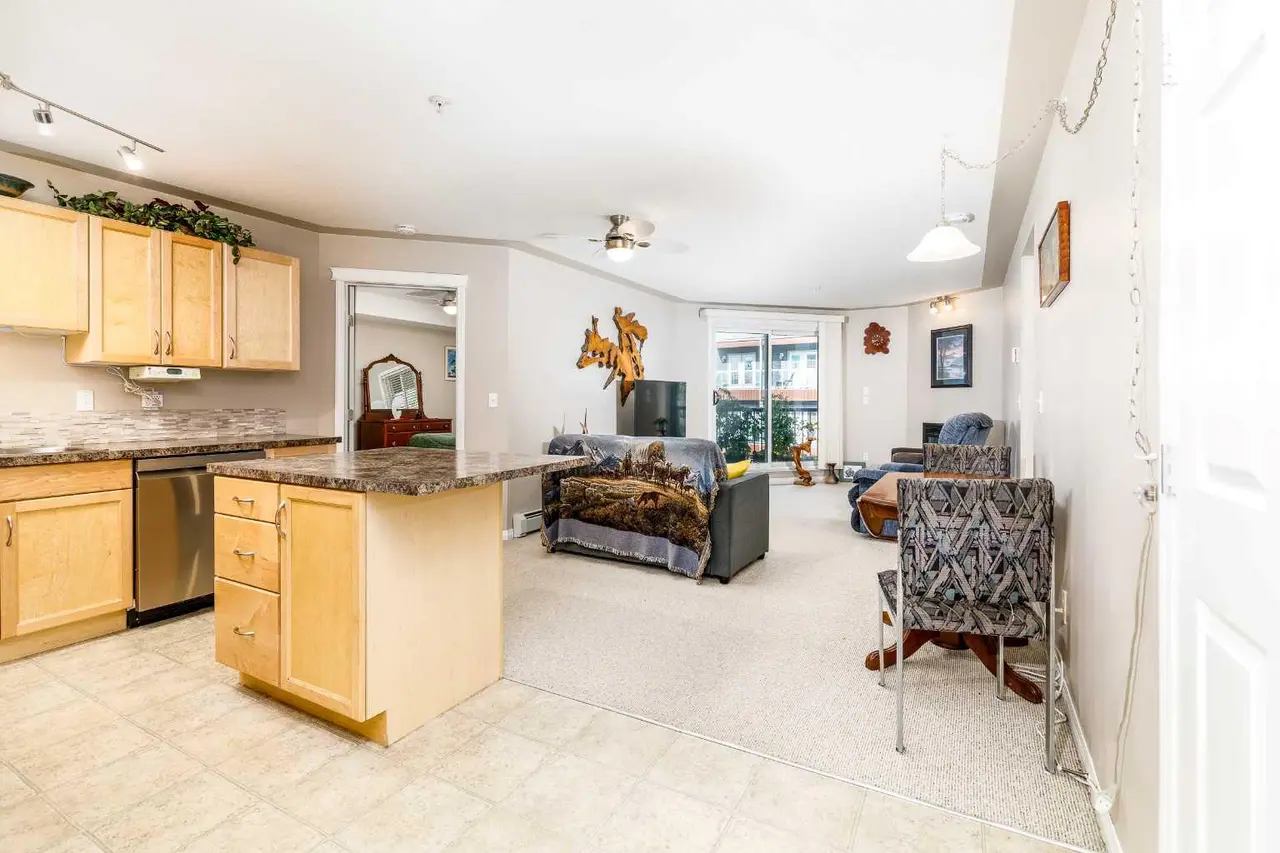 303, 5601 KERRY WOOD Drive 