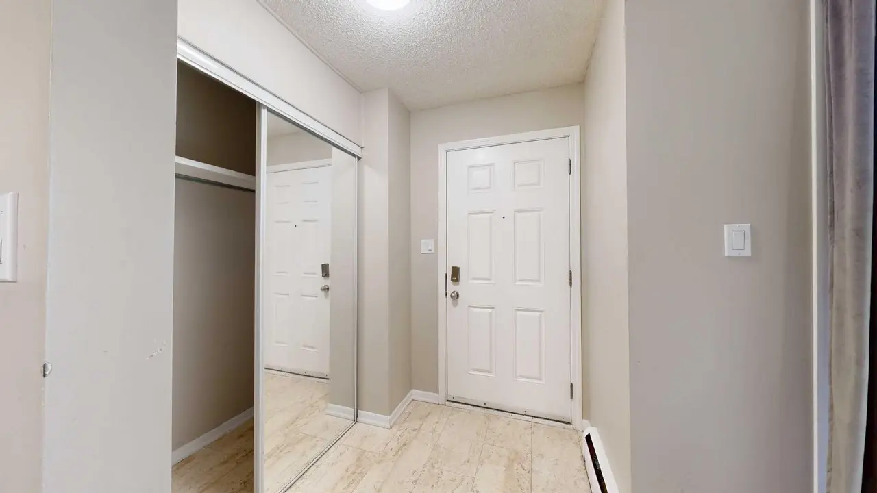 3104, 7201 Poplar Drive 