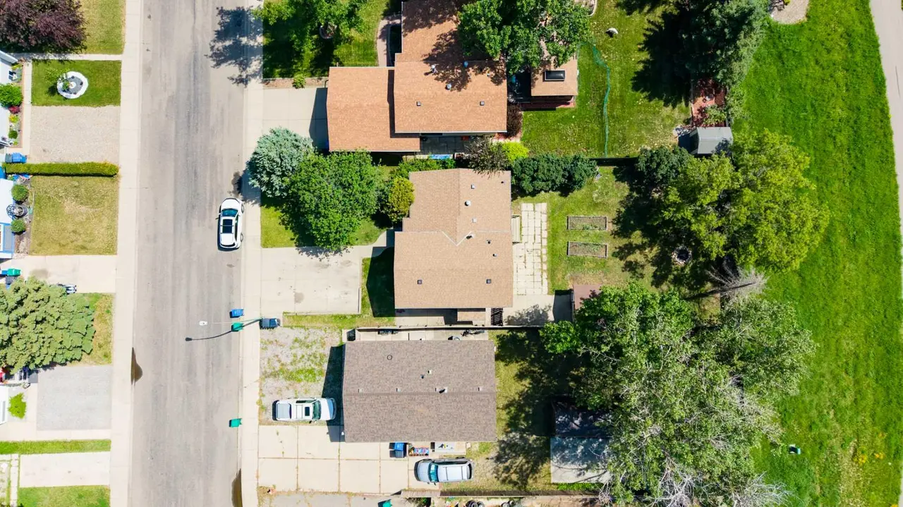 41 Rutgers Crescent W