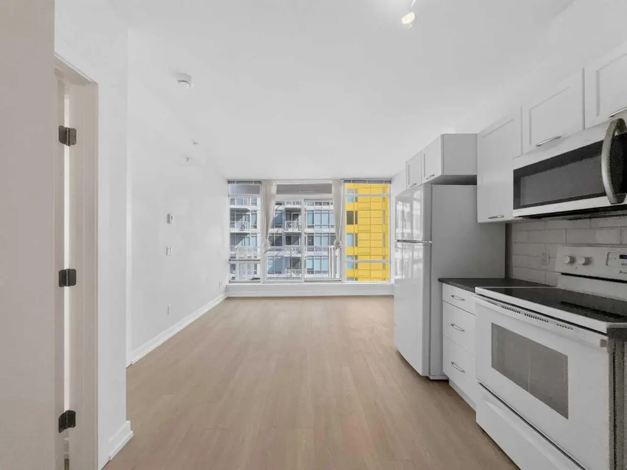 1103, 3830 Brentwood Road NW