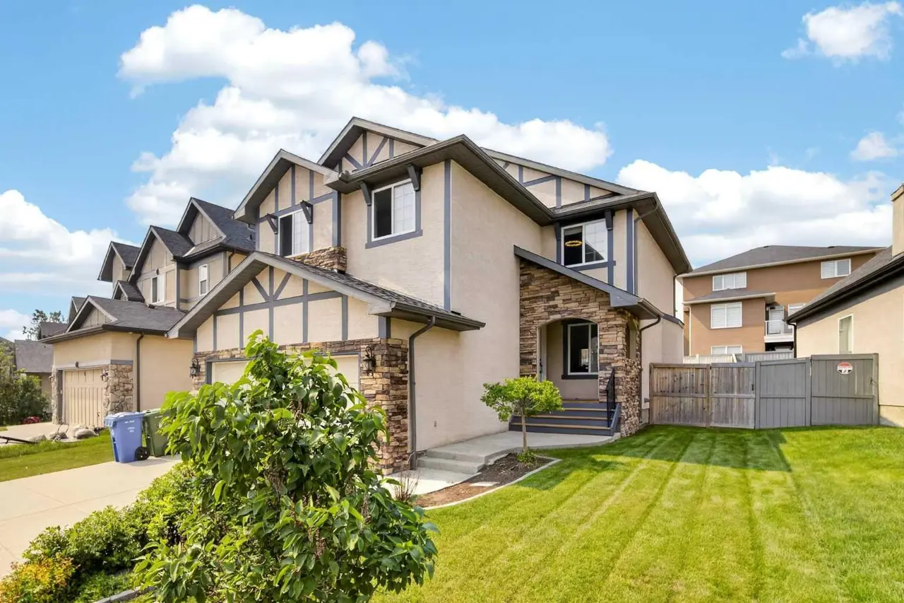 15 Sherwood Common NW