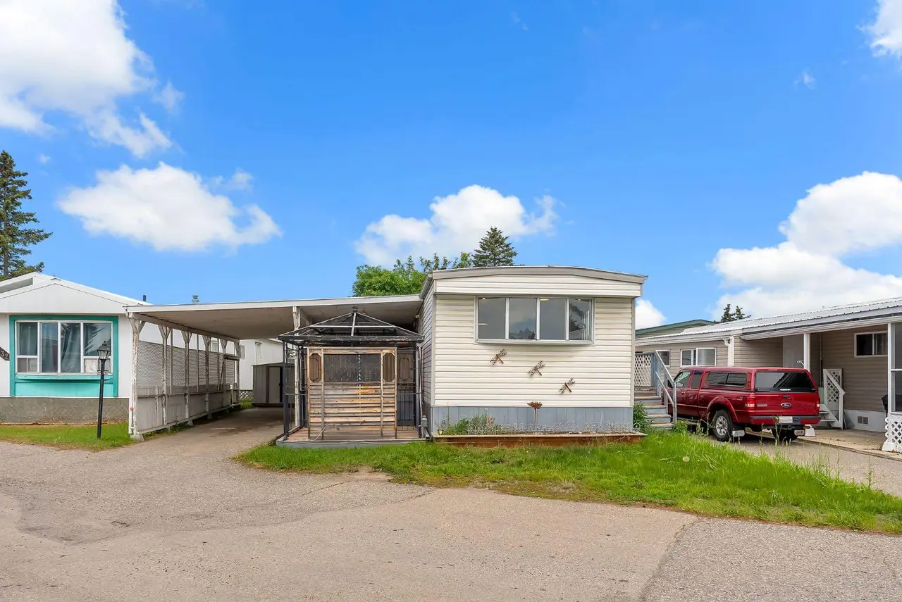433 Cherry Way NW