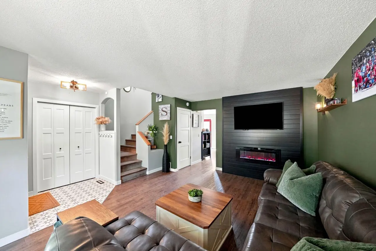 48 Country Ridge Close 