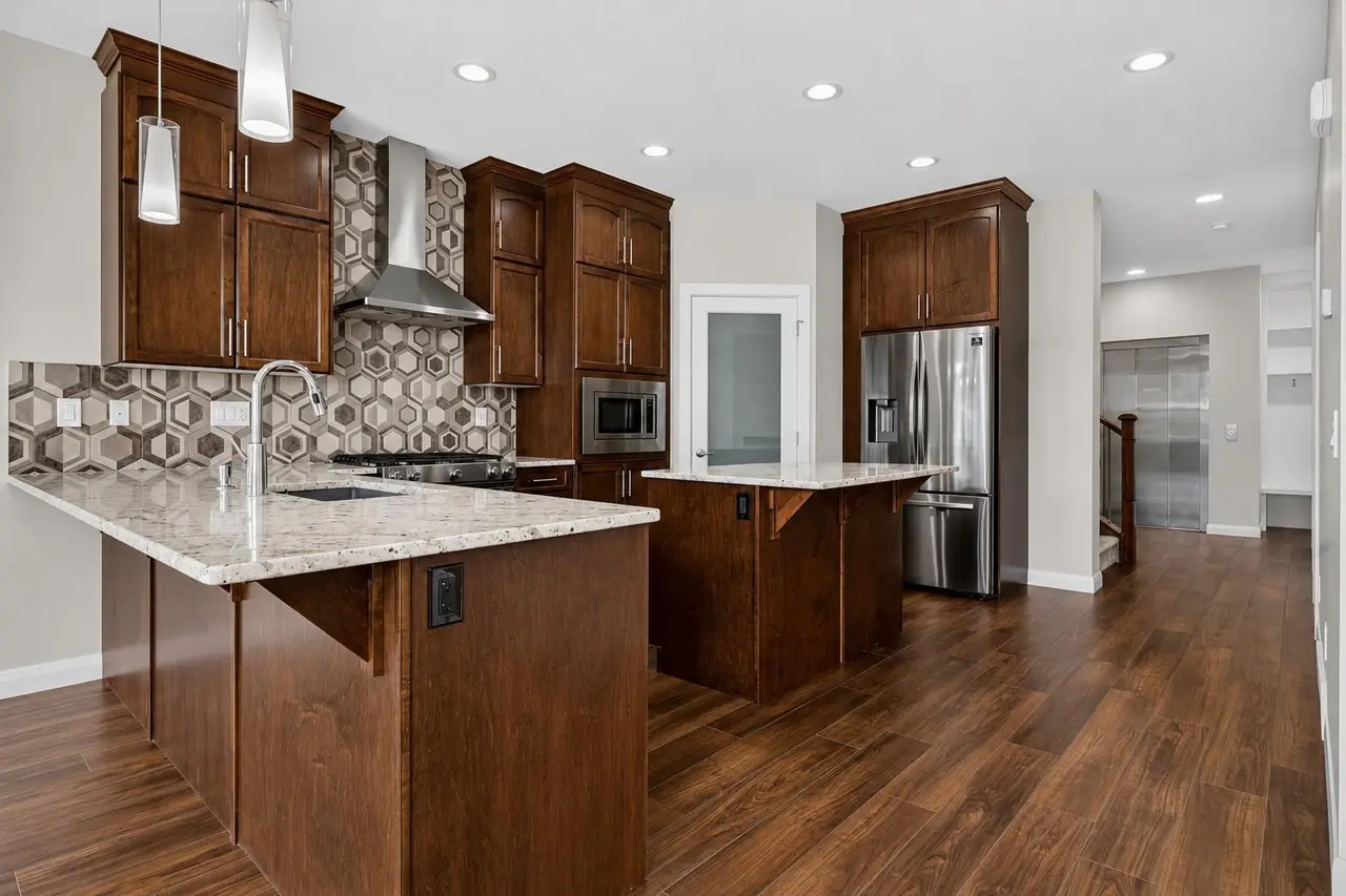 62 Evansfield Green NW