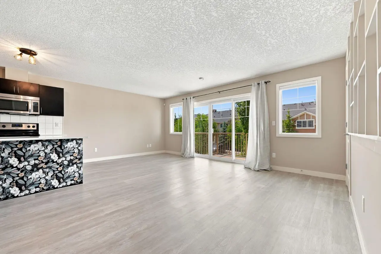 804, 250 Sage Valley Road NW