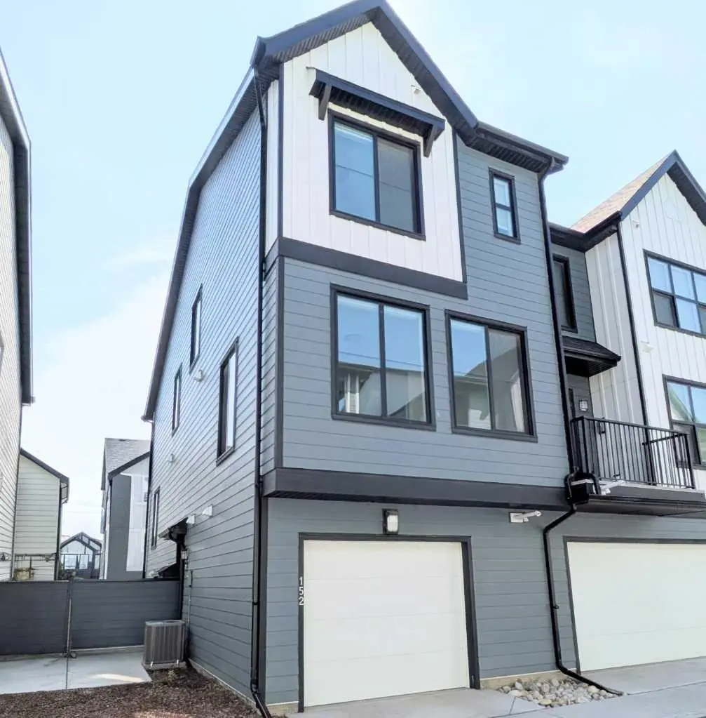 152, 380 Seton Villas SE