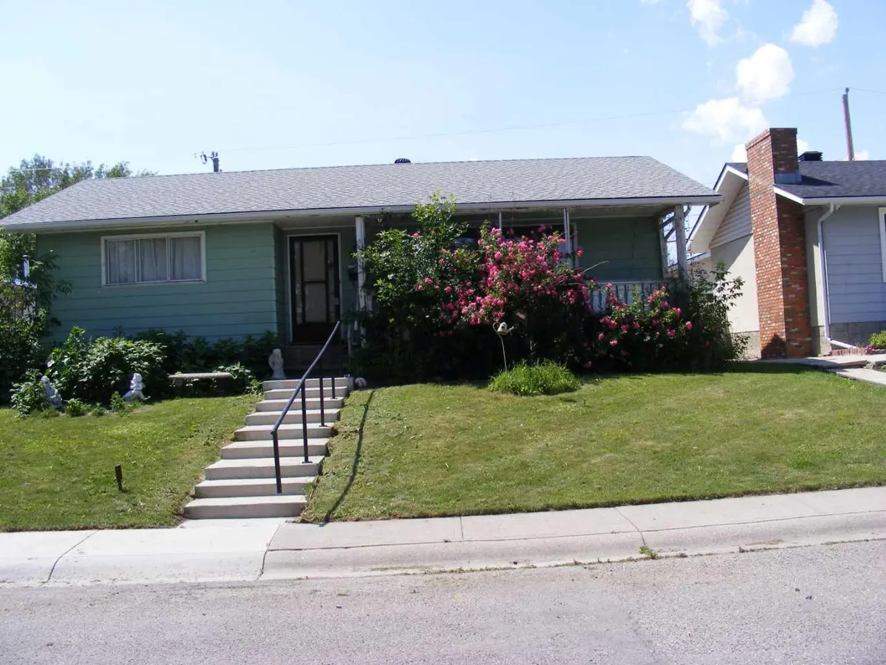 911 Penmeadows Road SE