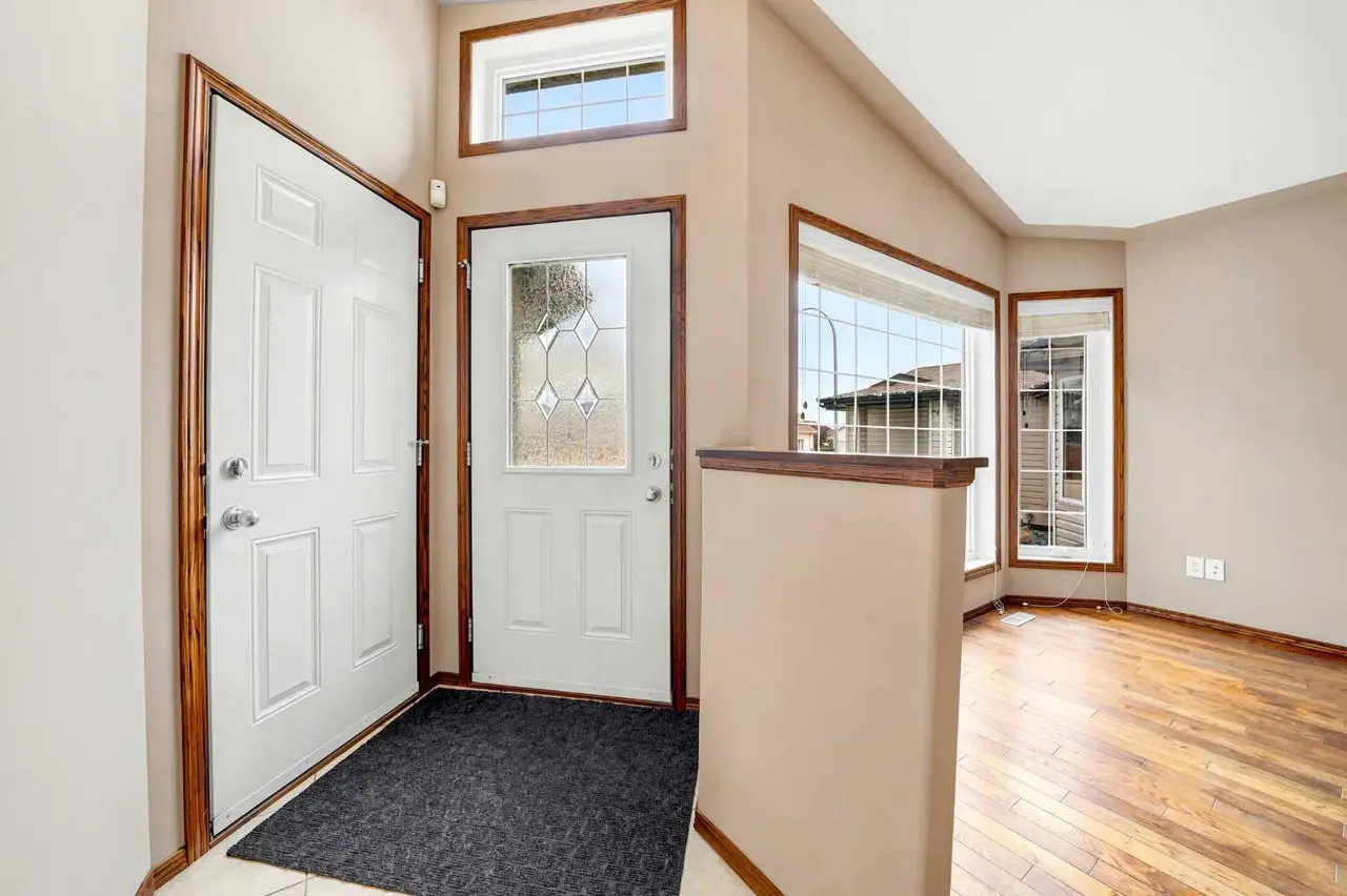 101 Oldring Crescent 