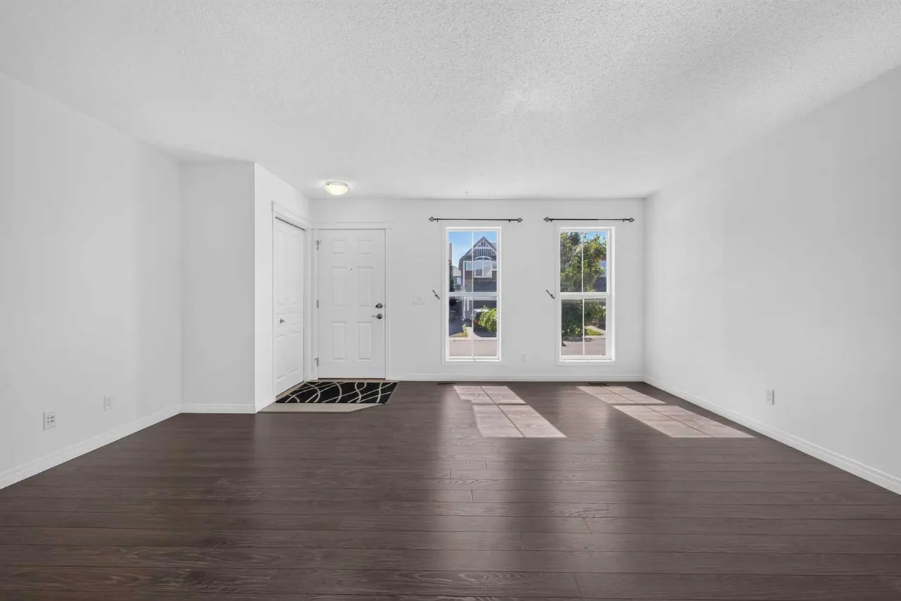 330 Auburn Meadows Boulevard SE