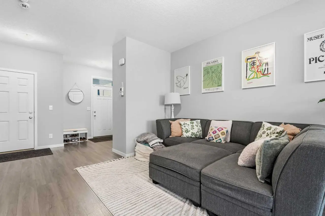 15 Cranbrook Terrace SE