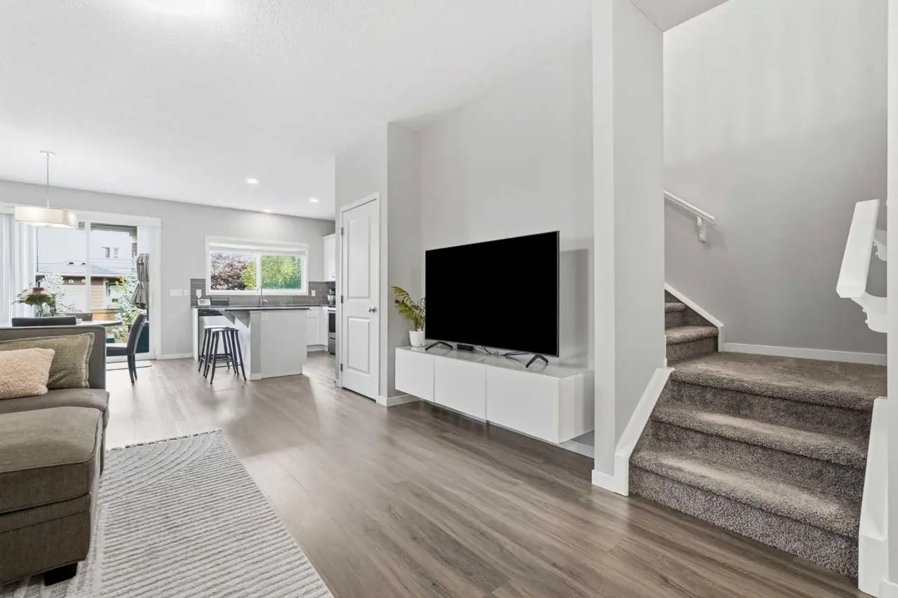 15 Cranbrook Terrace SE
