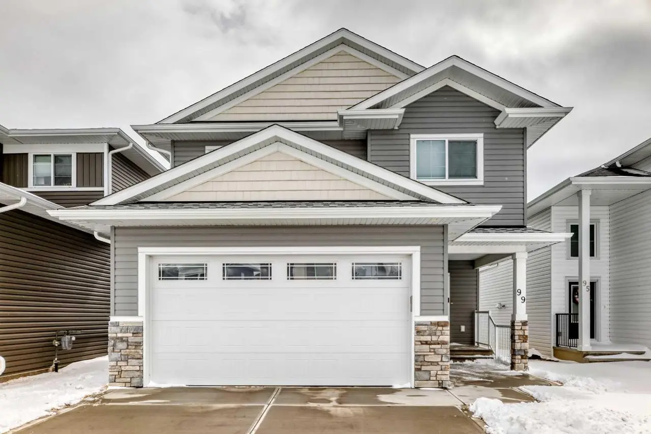 99 livingston Close 