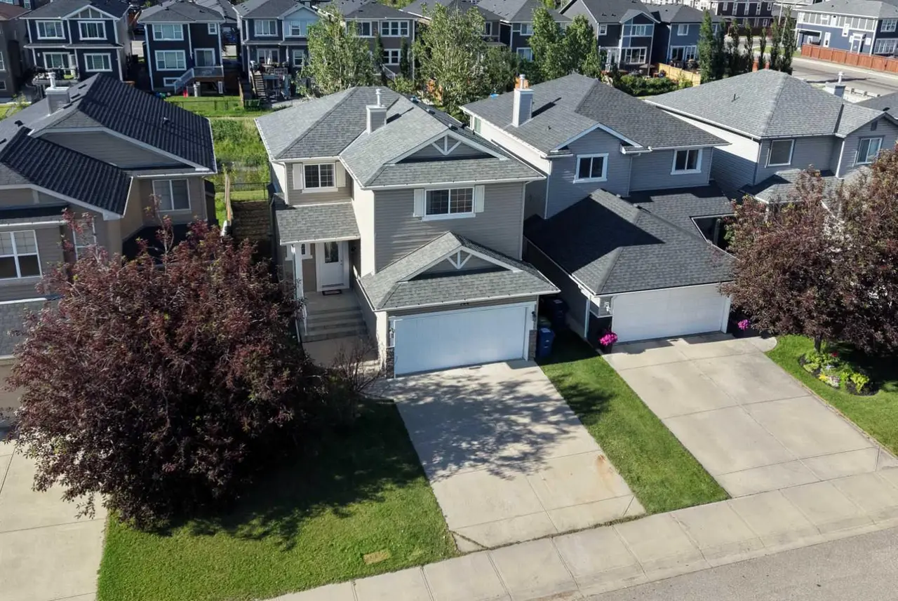 744 Luxstone Landing SW