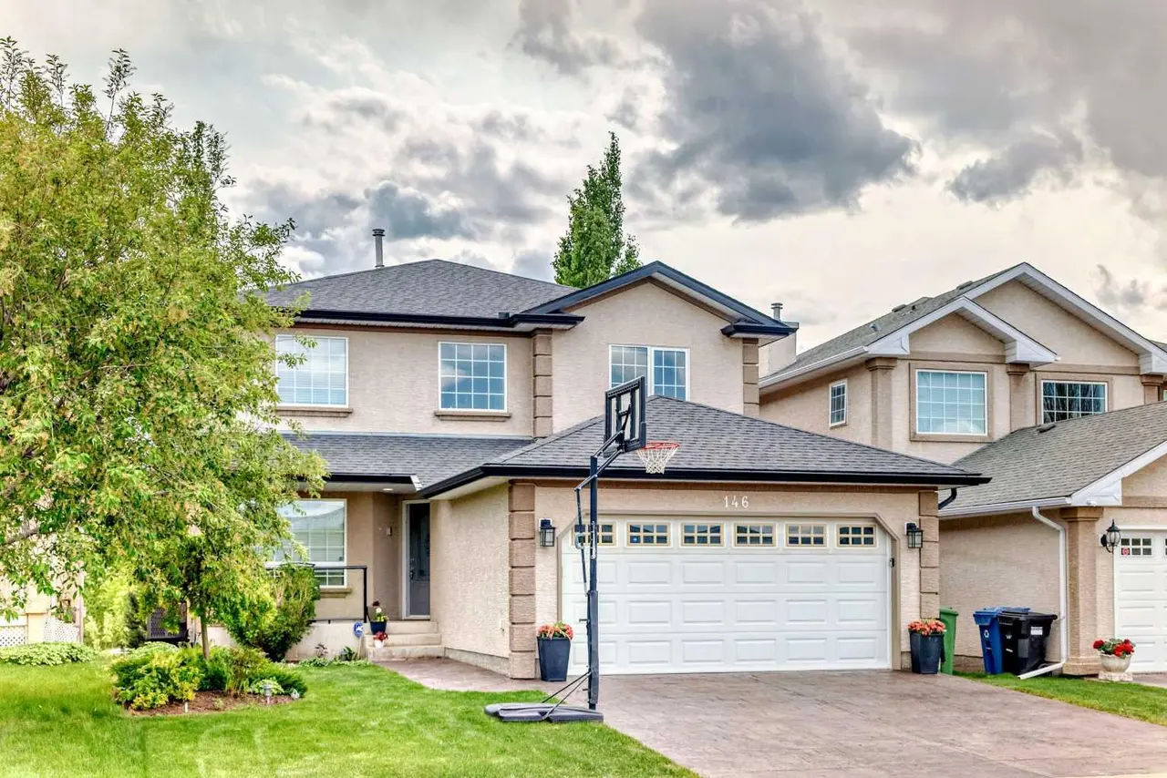 146 Scenic View Close