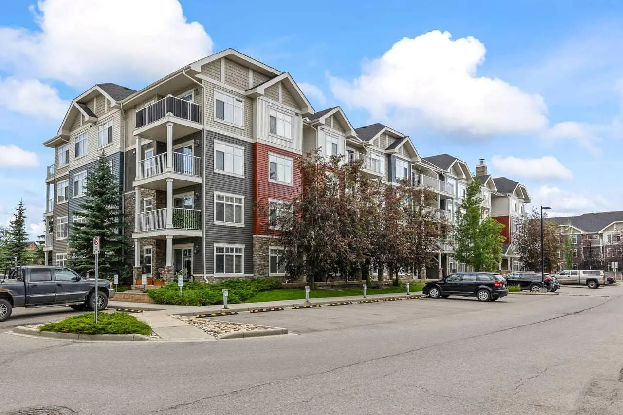 3308, 155 Skyview Ranch Way NE