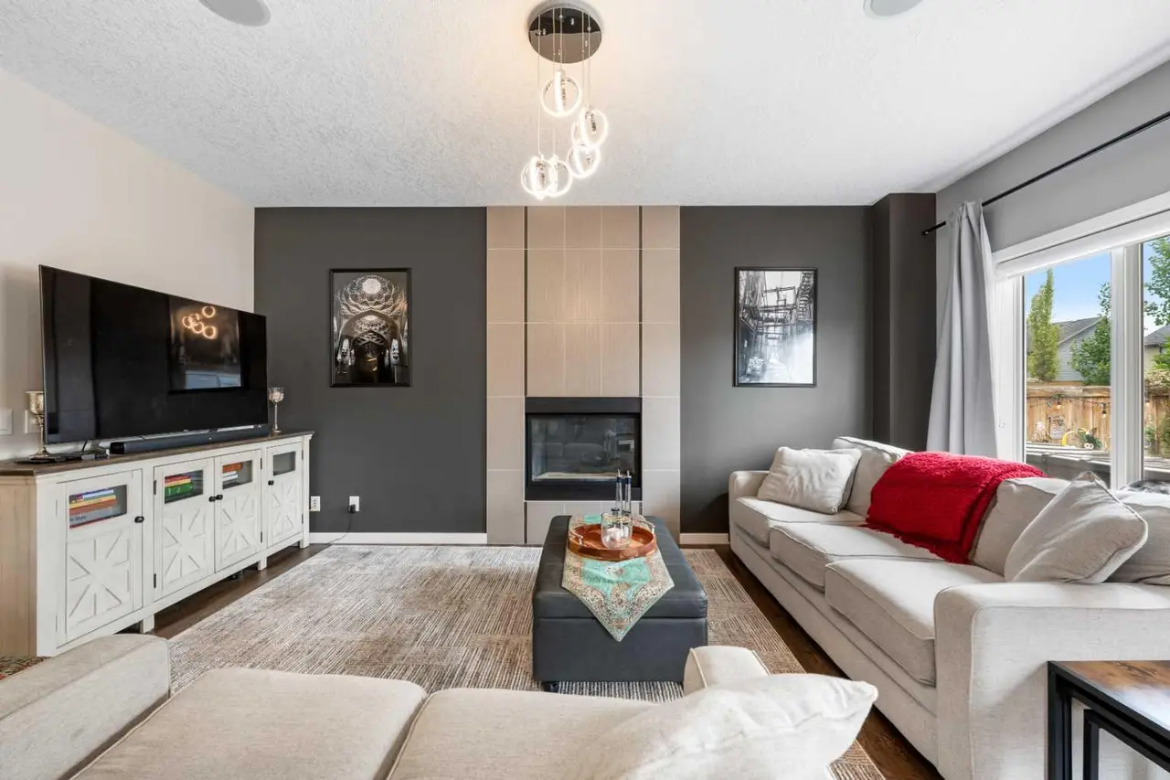 26 Walden Court SE