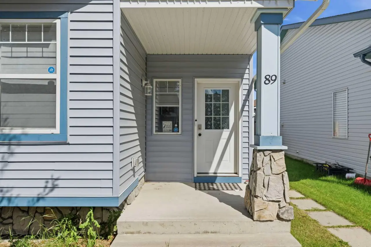 89 Everstone Way SW
