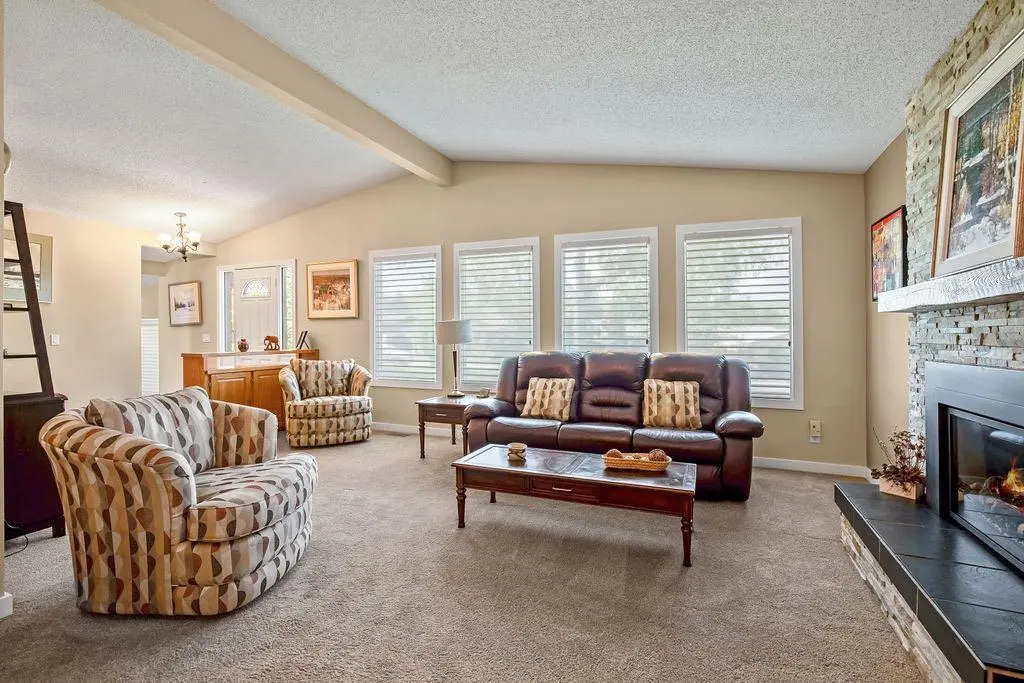 1348 Norfolk Drive NW