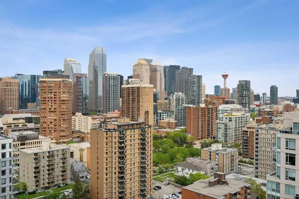 207, 1330 15 Avenue SW