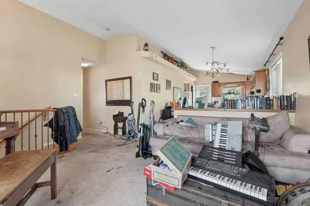 84 Aberdeen Road W