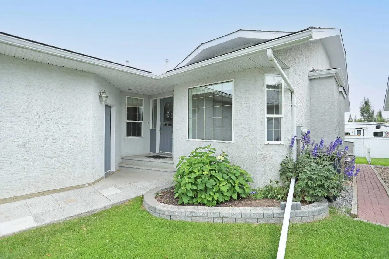 63 Lu-Dor Close E