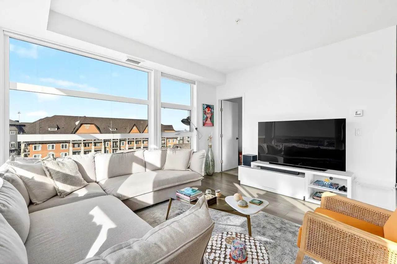 501, 122 Mahogany Centre SE