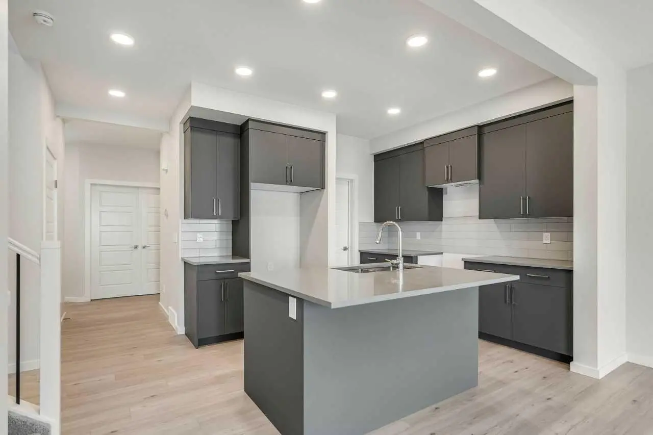 408 Heartwood Grove SE