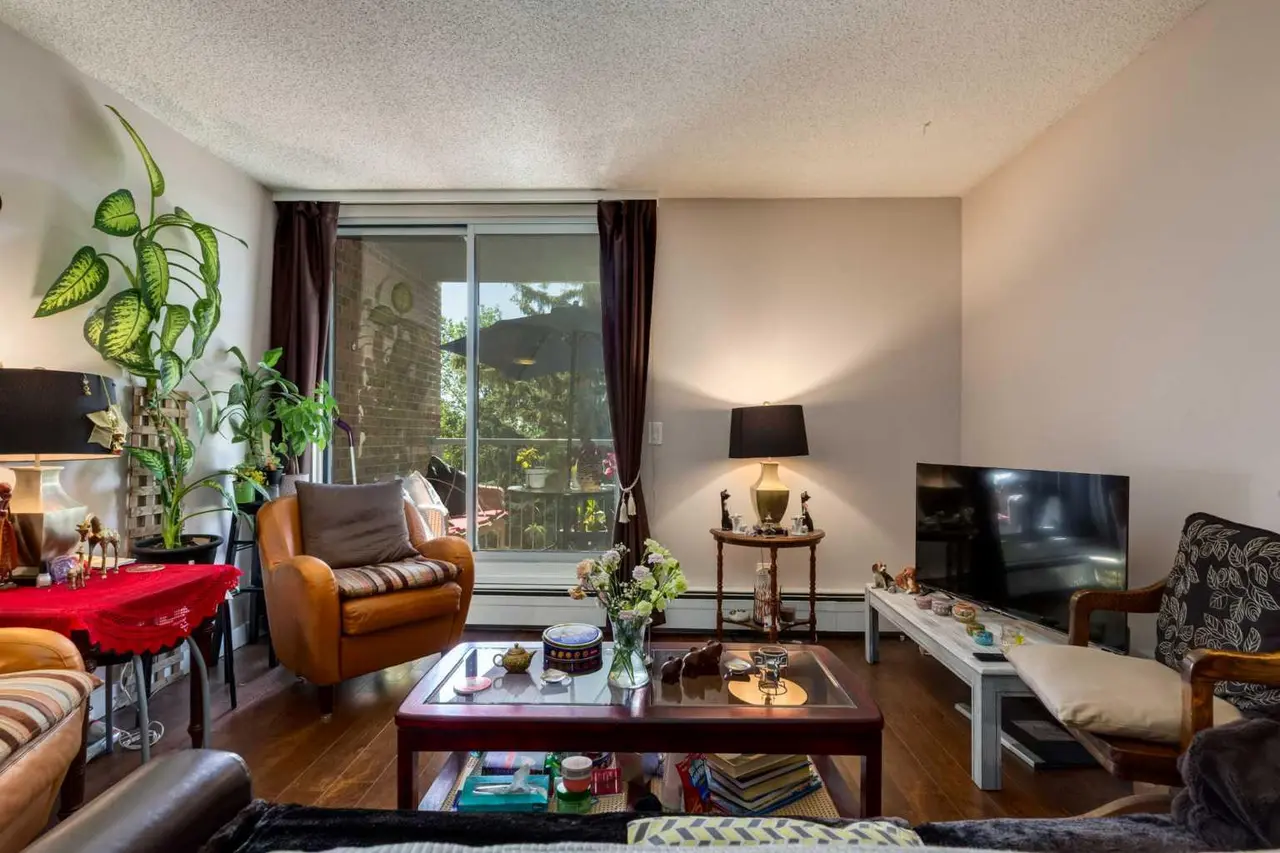 410, 4944 Dalton Drive NW