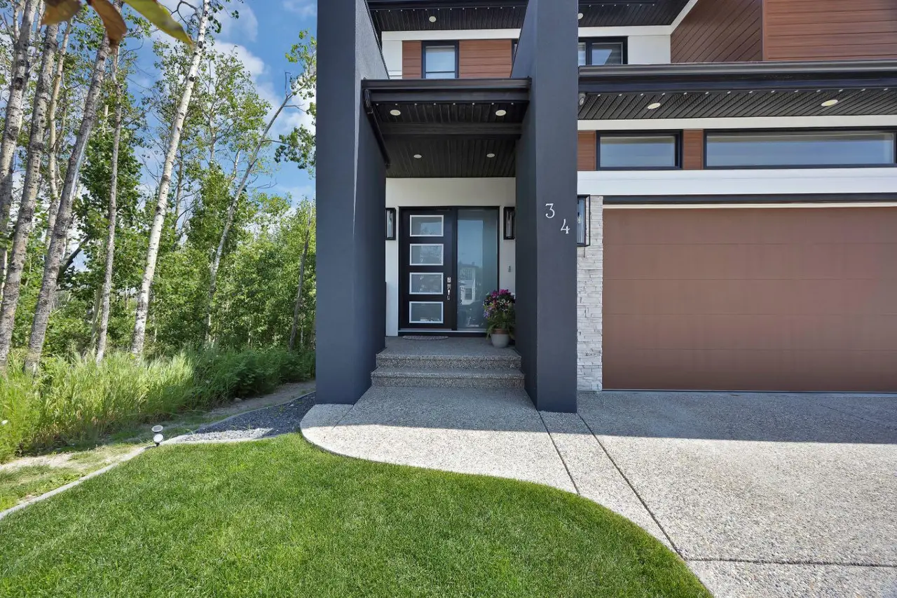 34 rockford Park NW