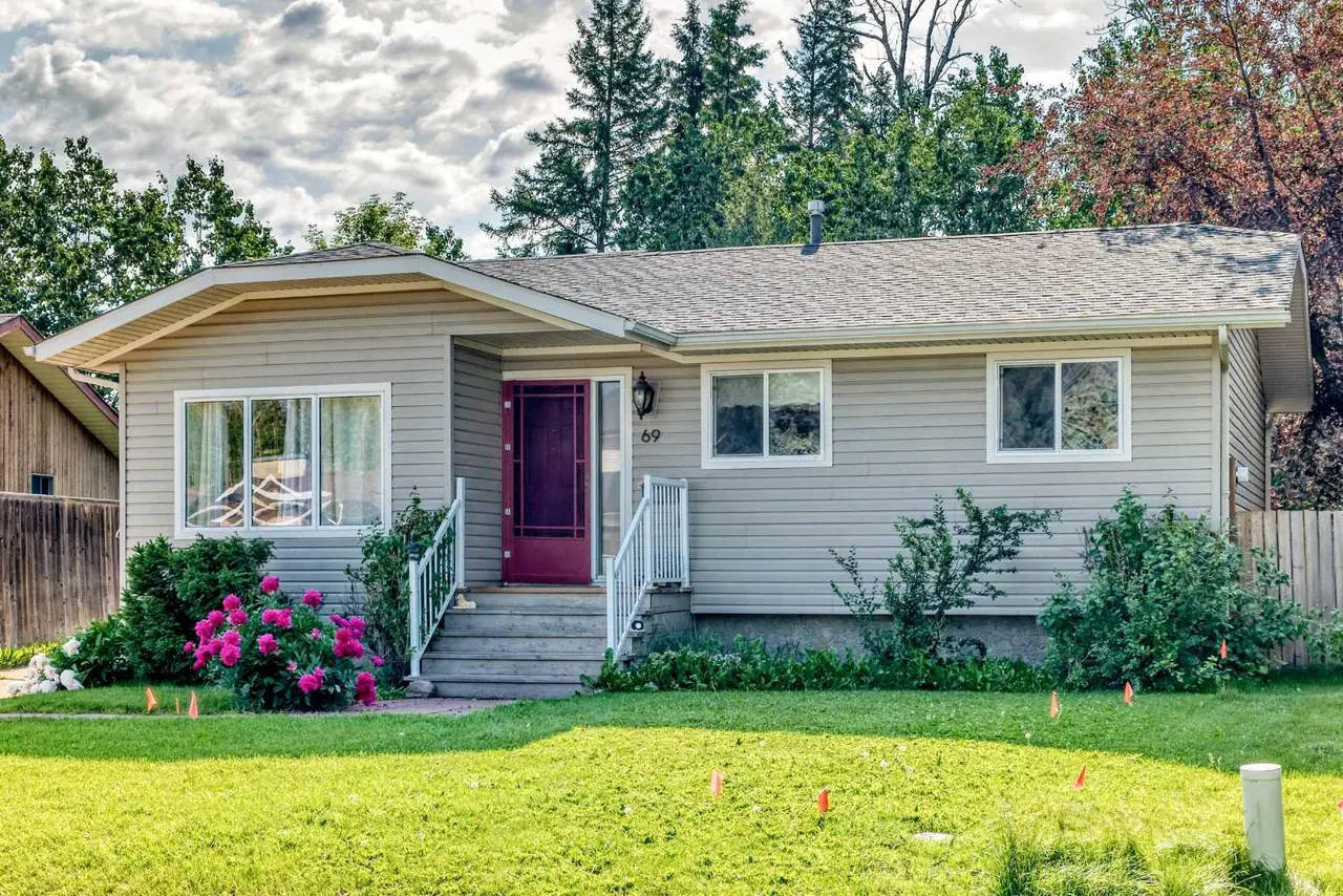 69 Gregson Crescent 