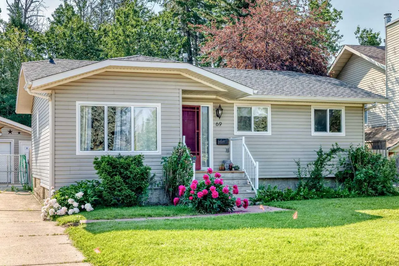 69 Gregson Crescent 