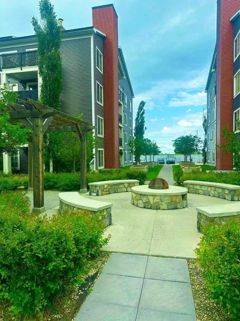 5407, 755 Copperpond Boulevard SE