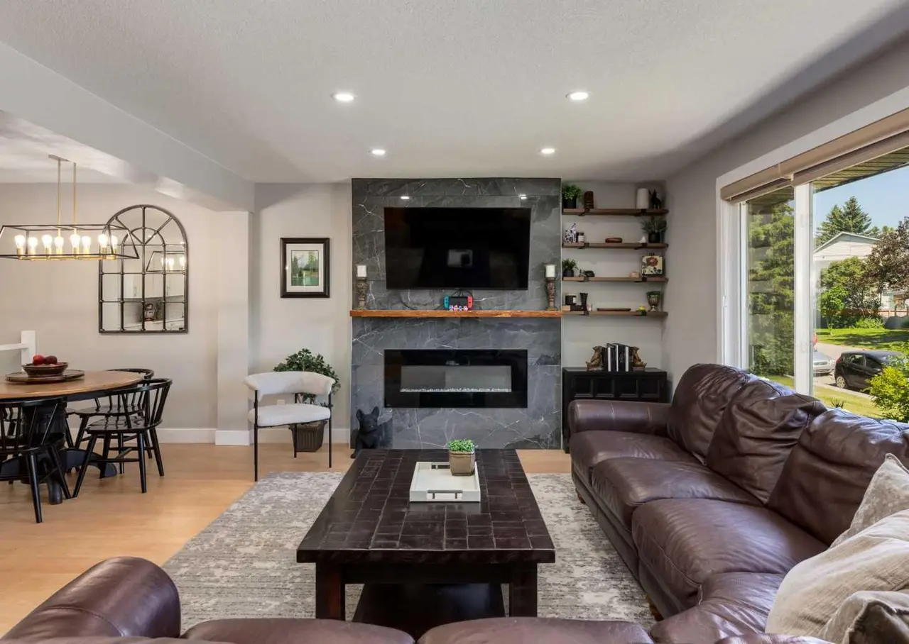 4627 Verona Drive NW