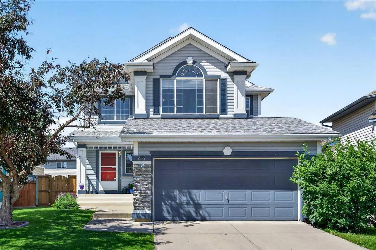 232 Douglas Glen Close SE