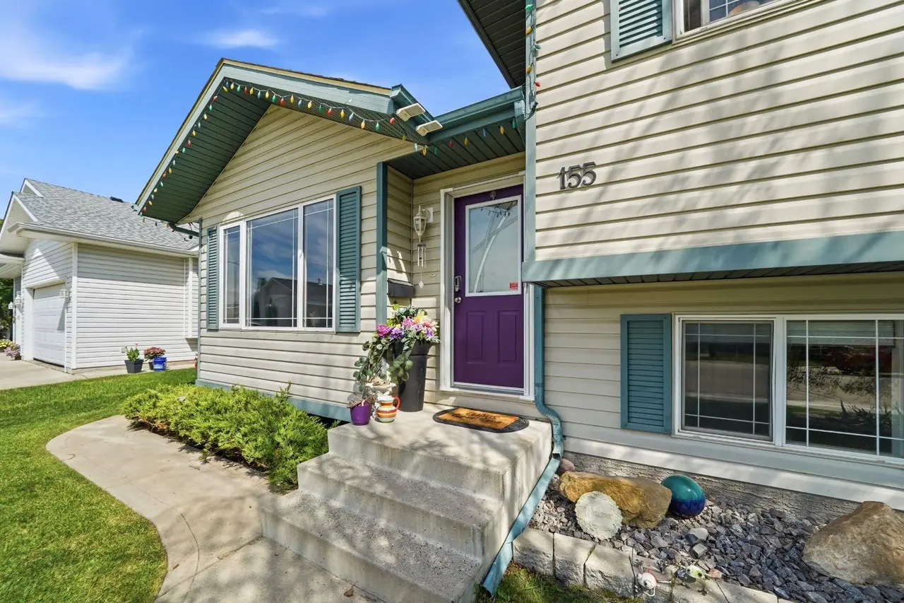 155 Lampard Crescent 