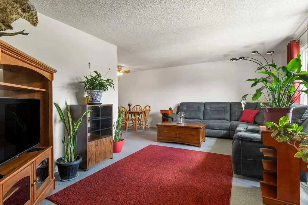 39 Maryvale Crescent NE