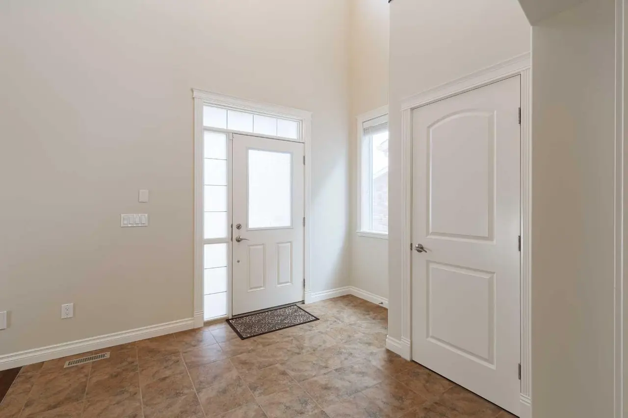 97 Aspenshire Drive SW