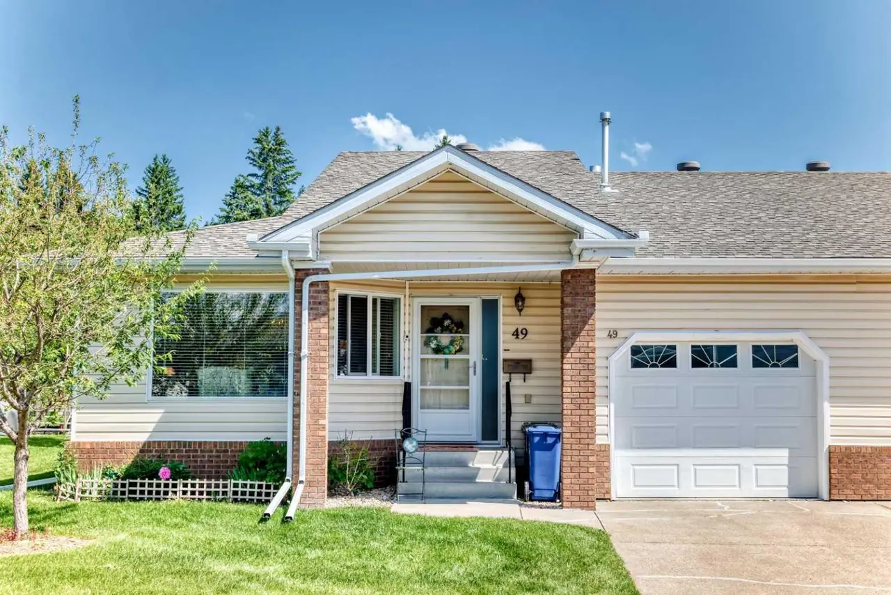 49, 2821 Botterill Crescent 