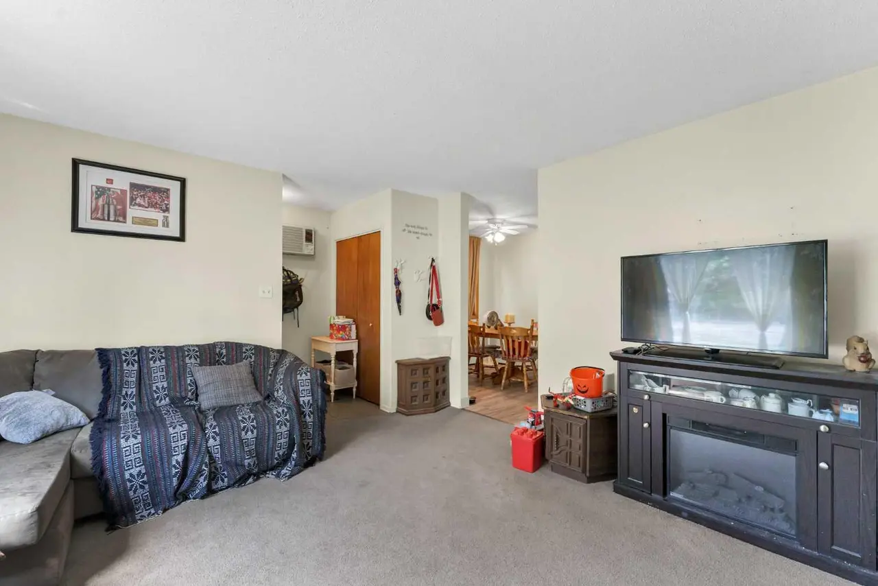 662/664 1 Street SW