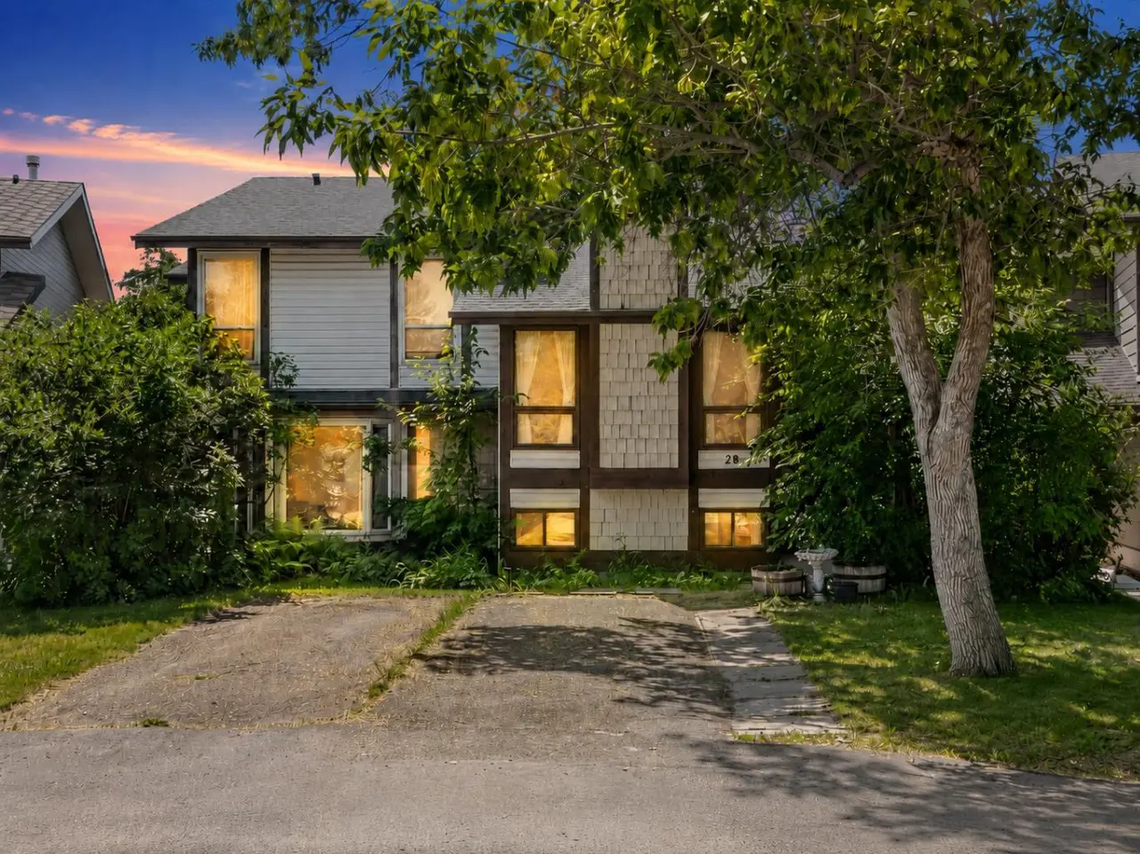 28 Templegreen Bay NE