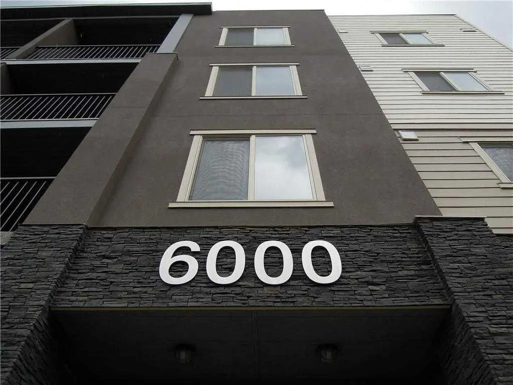6210, 403 Mackenzie Way SW