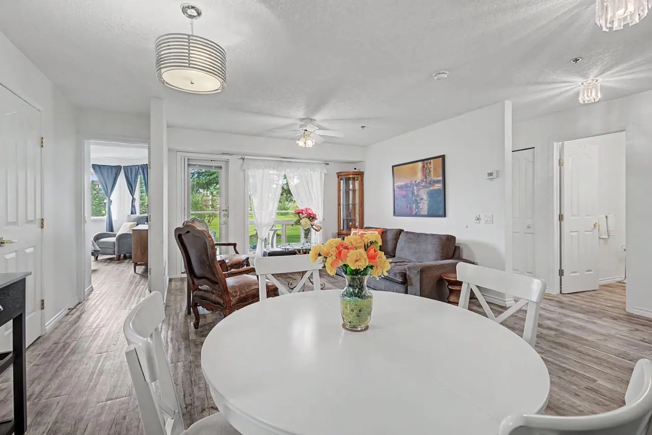 1114, 1818 Simcoe Boulevard SW