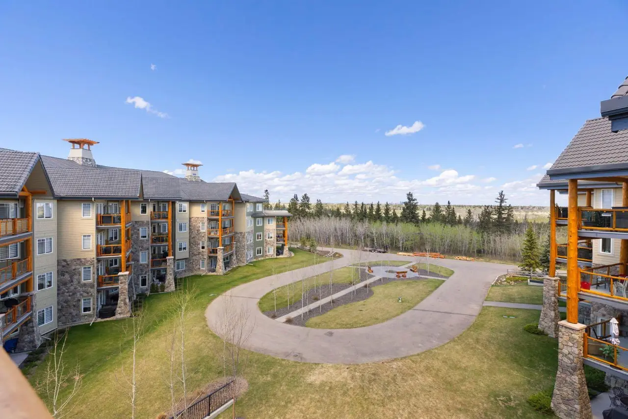 2444, 2330 Fish Creek Boulevard SW