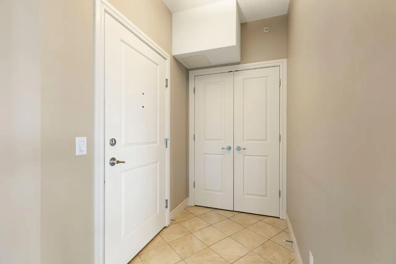 2444, 2330 Fish Creek Boulevard SW